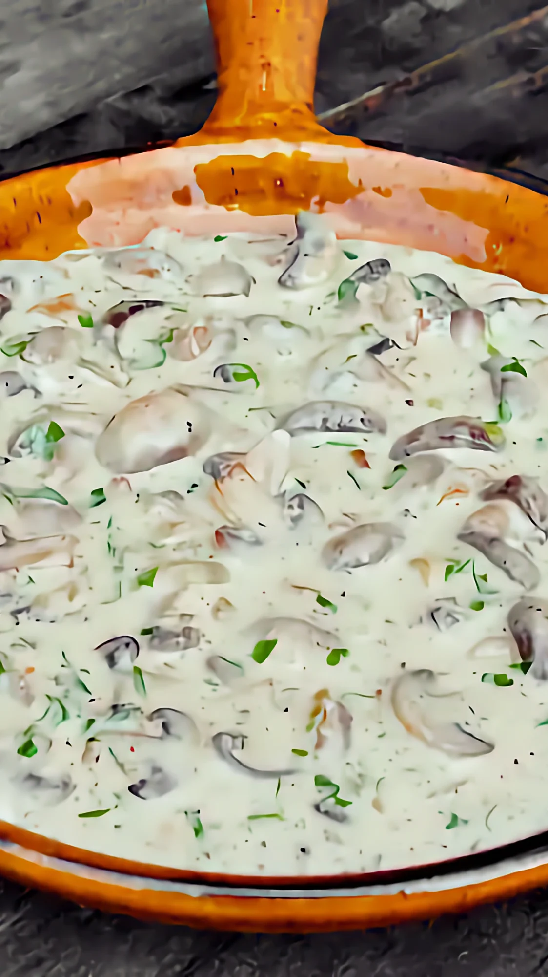 Champignons à la Crème: mit Schweizer Rösti