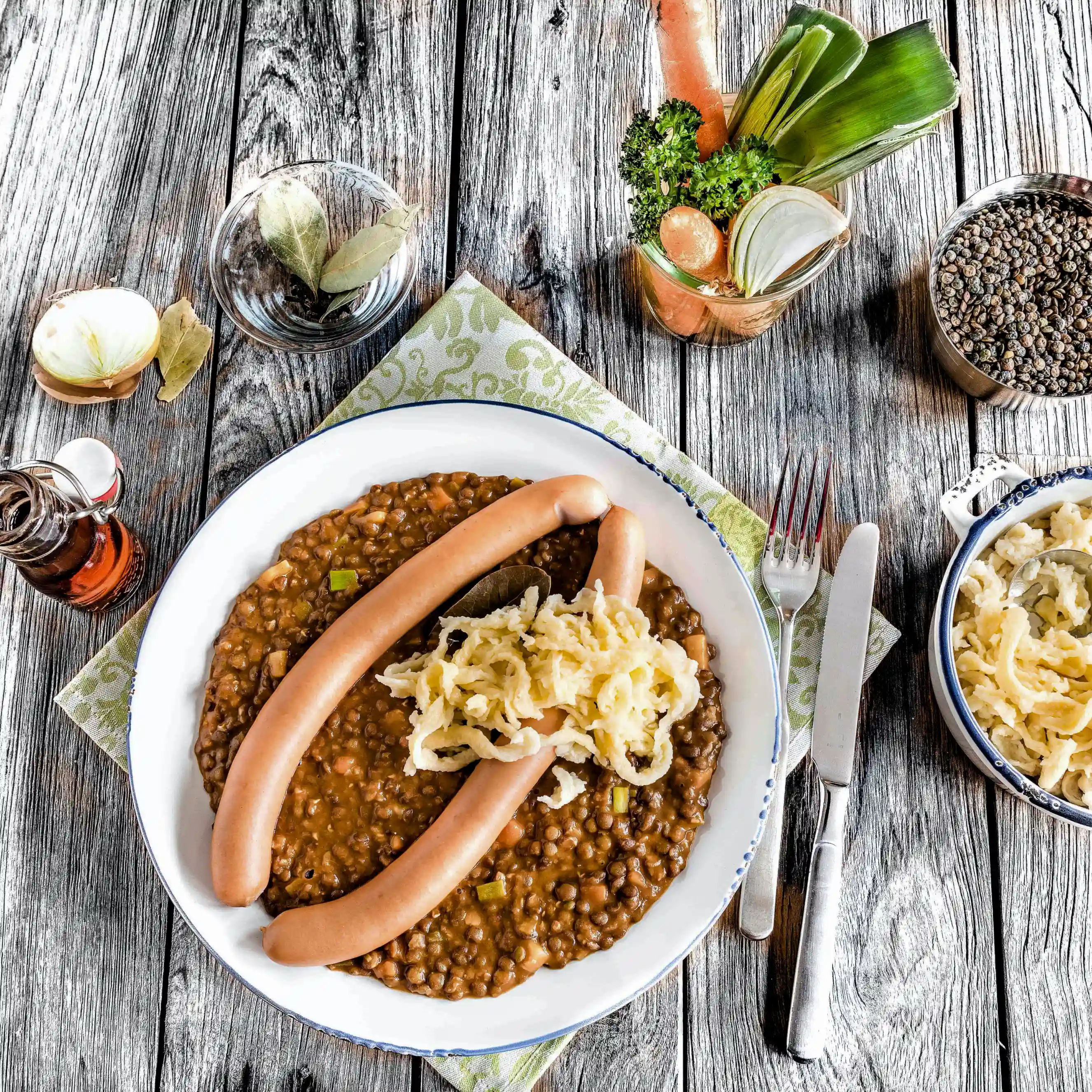 Schwäbische Linsen mit Spätzle & Saitenwürstchen – Das ultimative Original-Rezept wie von Oma