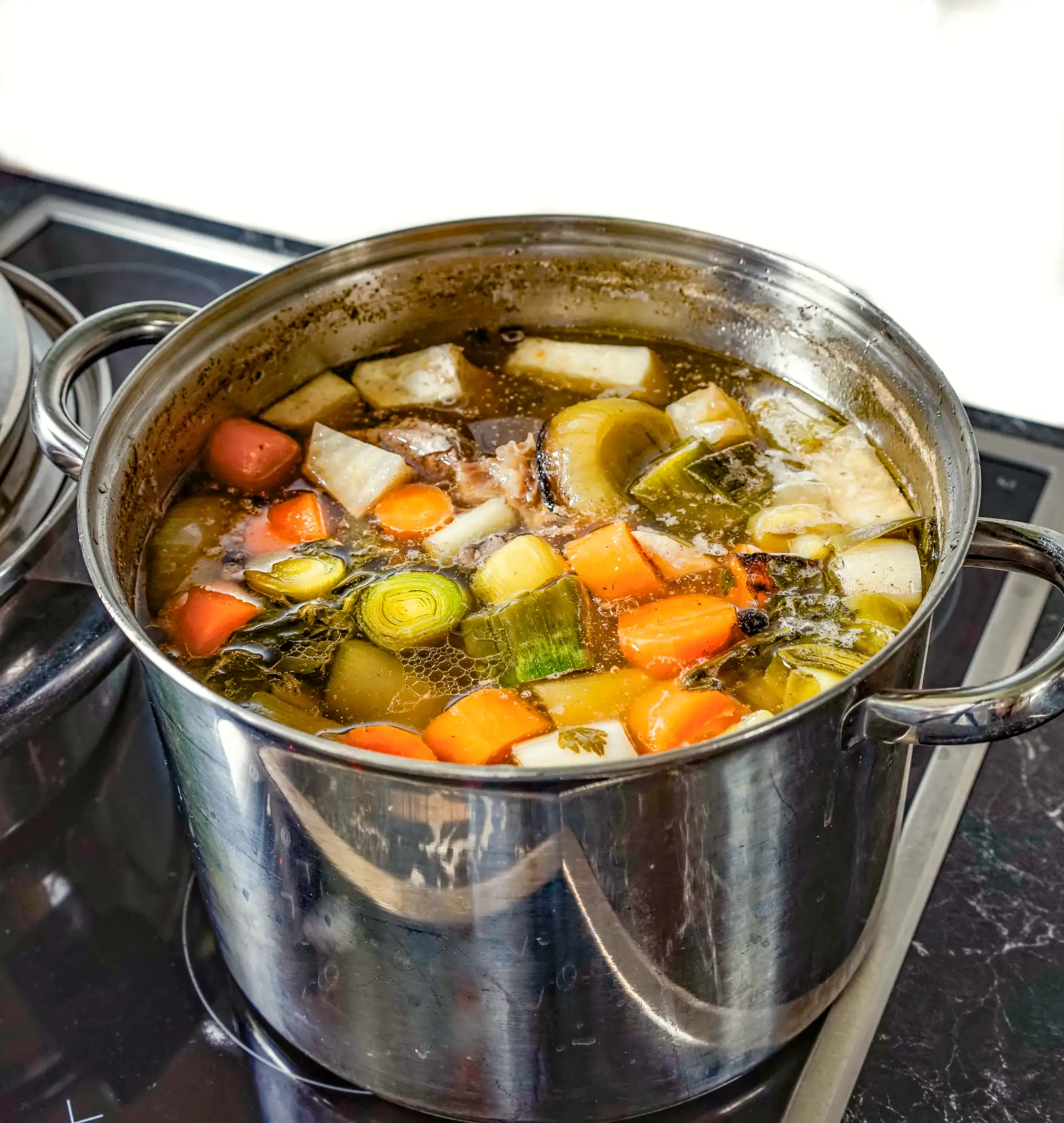 Tafelspitz mit Semmelkren und Bratkartoffeln Tafelspitz mit Semmelkren und Bratkartoffeln