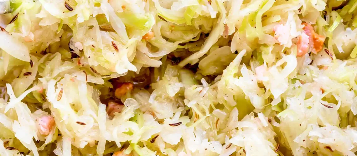 Krautsalat mit Speck